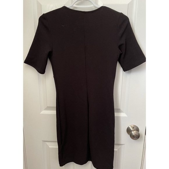 Le Chateau NWT dress size small - Picture 2 of 2